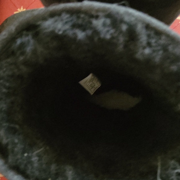 Uggs Tall size 8 - Picture 4 of 4